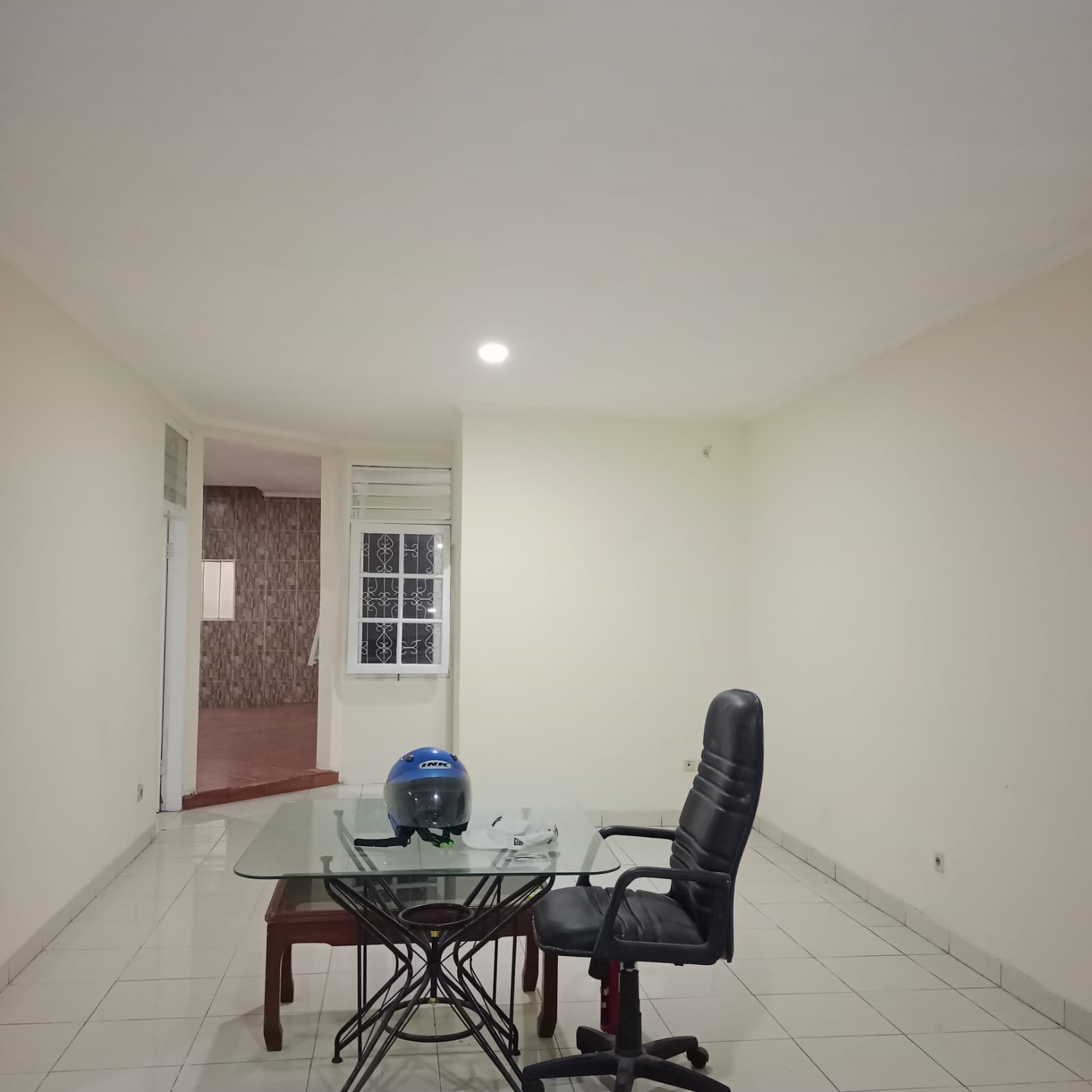 Rumah Dijual Siap Huni Baru Renov di Meadow Green Lippo Cikarang
